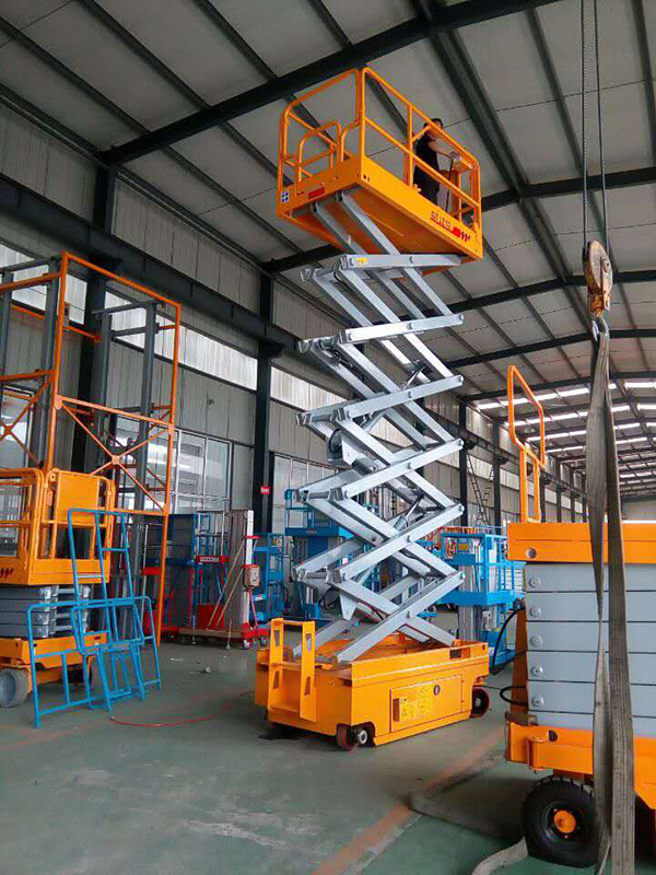 自行式升降平臺